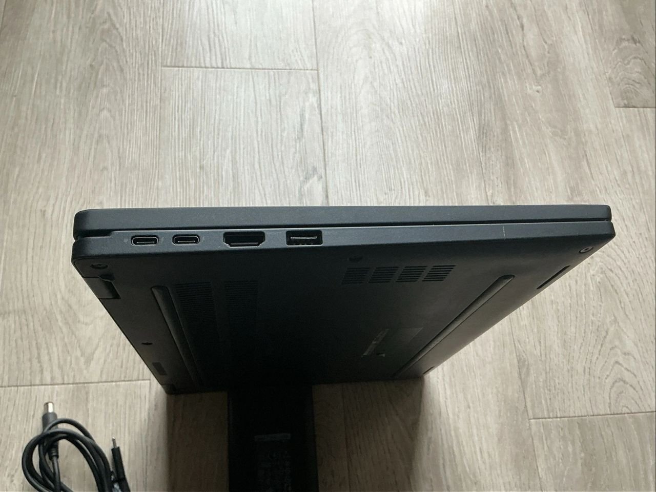 Dell Latitude 7390 2-in-1 (Core i5 8th gen) - Image 5
