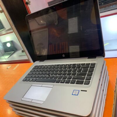 Hp Elitebook 840 G4 (Core i7 7th gen)