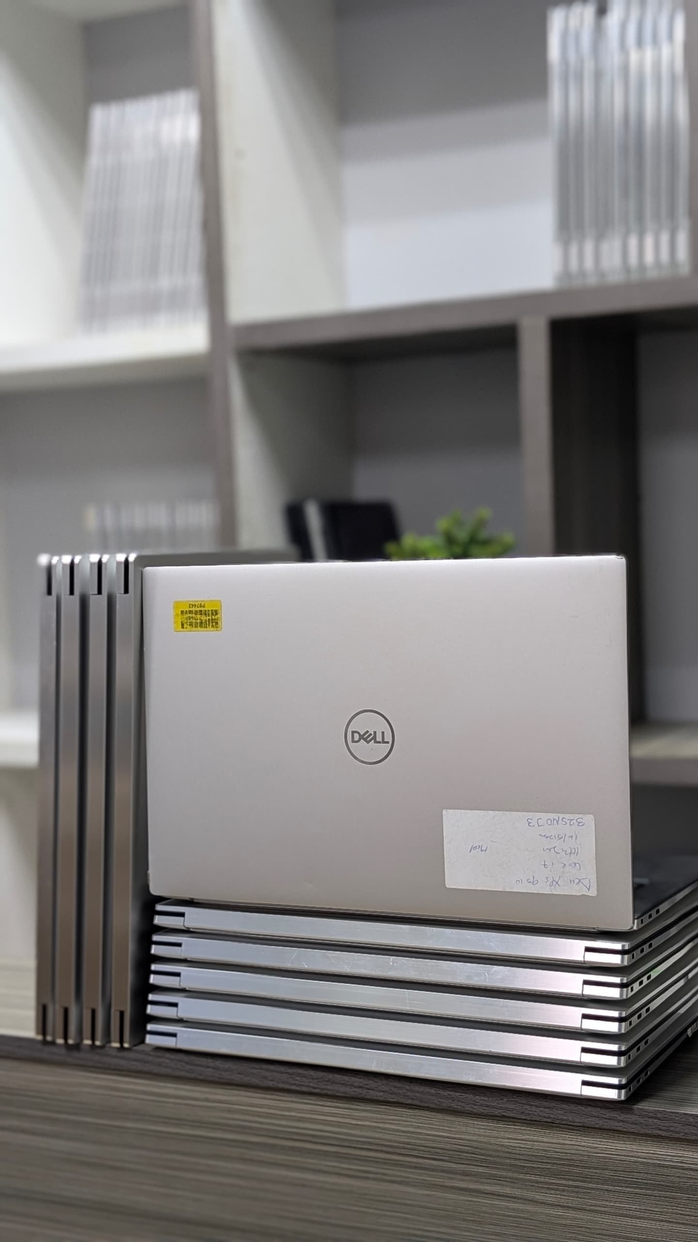 Dell XPS 15 9520 Core i9 12th Gen 32GB RAM 1TB SSD RTX 3050
