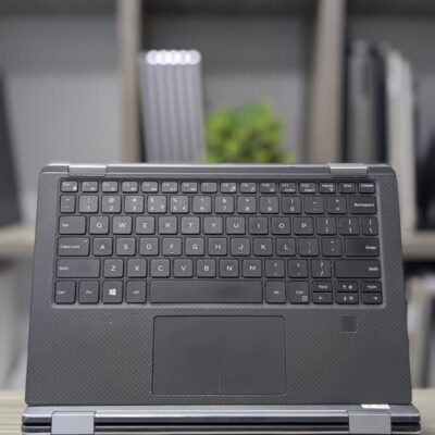 Dell XPS 9365 x360 Core i7 8th Gen 8GB RAM 512GB SSD Touchscreen Convertible