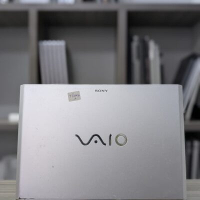 Sony Vaio SVP11216PXS Core i7 4th Gen 8GB RAM 256GB SSD Touchscreen